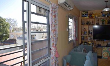 Venta Depto 2 AMB terraza-cochera PERMUTA Lomas