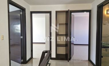 PALMA REAL: Casa confortable, con gran iluminación y terminados de lujo.
