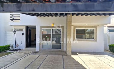 PALMA REAL: Casa confortable, con gran iluminación y terminados de lujo.