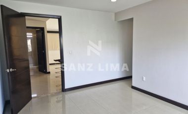 PALMA REAL: Casa confortable, con gran iluminación y terminados de lujo.