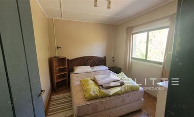 Parcela en Venta en (KRM)Parcela 122 ha| 3 Casas| Quincho| Piscina |Pozo| Vertiente| Arboles Frutales- Nogales| Acceso por ruta F-760