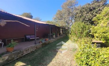 Parcela en Venta en (KRM)Parcela 122 ha| 3 Casas| Quincho| Piscina |Pozo| Vertiente| Arboles Frutales- Nogales| Acceso por ruta F-760