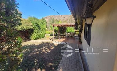 Parcela en Venta en (KRM)Parcela 122 ha| 3 Casas| Quincho| Piscina |Pozo| Vertiente| Arboles Frutales- Nogales| Acceso por ruta F-760