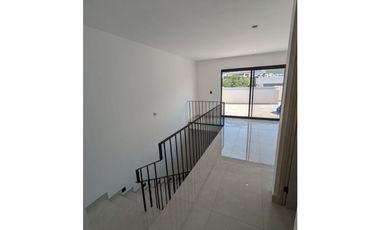 Casa en venta en Cumbres Santoral en Garcia