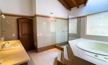 Arriendo Casa en San Simon - Bogota