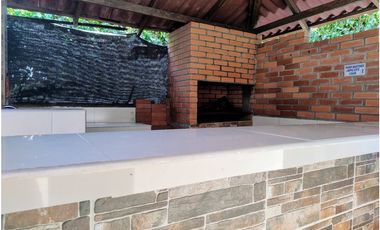 Esplendida Cabaña en Sabanagrande con Piscina, Kiosko y Cancha
