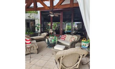 Venta de casa en Loma Alegre (San Francisco) GTA