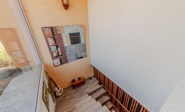 Casa sobre el lago en venta en el Barrio Vistas