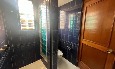 Amplia casa en Venta en Valle Dorado