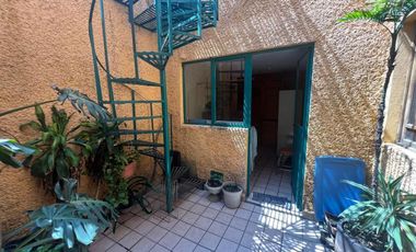 Amplia casa en Venta en Valle Dorado