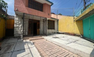 Amplia casa en Venta en Valle Dorado