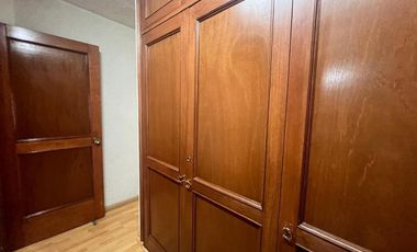 Amplia casa en Venta en Valle Dorado