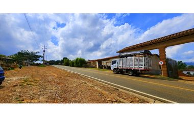 Vendo Lote Comercial Barichara 14 Parque Artesanal