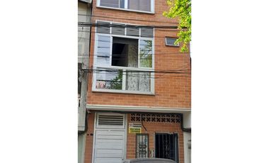 Edificio comercial en Venta, Cristo Rey, Medellín / 400 m²