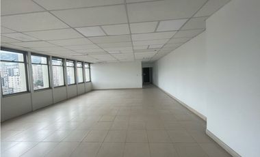 RENTO OFICINA EN EL CENTRO DE BOGOTÀ EN PRESTIGIOSO EDIFI