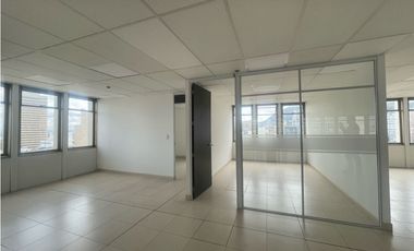 RENTO OFICINA EN EL CENTRO DE BOGOTÀ EN PRESTIGIOSO EDIFI