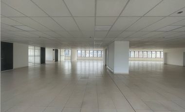 RENTO OFICINA EN EL CENTRO DE BOGOTÀ EN PRESTIGIOSO EDIFI