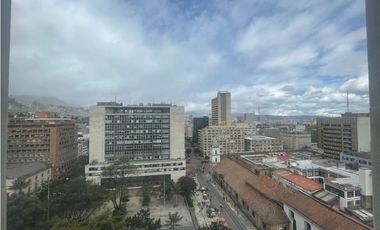 RENTO OFICINA EN EL CENTRO DE BOGOTÀ EN PRESTIGIOSO EDIFI