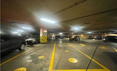 RENTO OFICINA EN EL CENTRO DE BOGOTÀ EN PRESTIGIOSO EDIFI