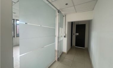 RENTO OFICINA EN EL CENTRO DE BOGOTÀ EN PRESTIGIOSO EDIFI