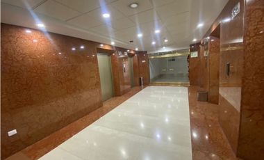 VENDO RENTO OFICINA EN EXCLUSIVO EDIFICIO EN CHICO