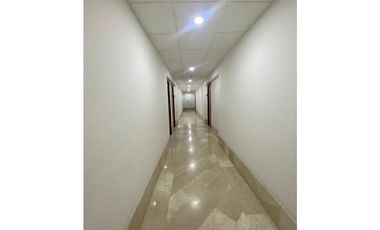 VENDO RENTO OFICINA EN EXCLUSIVO EDIFICIO EN CHICO