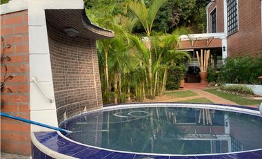 CASA EN VENTA UNIDAD CERRADA LAS LOMITAS SABANETA