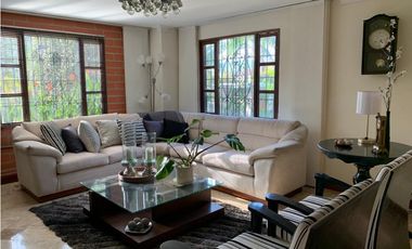 CASA EN VENTA UNIDAD CERRADA LAS LOMITAS SABANETA