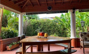 CASA EN VENTA UNIDAD CERRADA LAS LOMITAS SABANETA