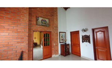 VENTA  CASA EN UNIDAD CERRADA LAS LOMITAS SABANETA