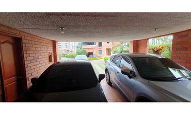 VENTA  CASA EN UNIDAD CERRADA LAS LOMITAS SABANETA