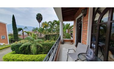 VENTA  CASA EN UNIDAD CERRADA LAS LOMITAS SABANETA