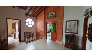 VENTA  CASA EN UNIDAD CERRADA LAS LOMITAS SABANETA