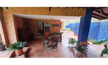 VENTA  CASA EN UNIDAD CERRADA LAS LOMITAS SABANETA