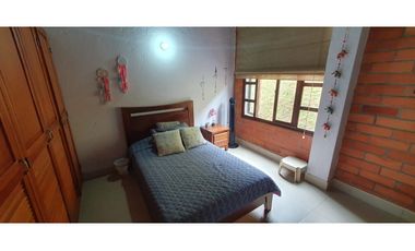 VENTA  CASA EN UNIDAD CERRADA LAS LOMITAS SABANETA