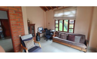 VENTA  CASA EN UNIDAD CERRADA LAS LOMITAS SABANETA