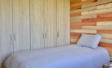 VENTA CASA CON PISCINA EN KARIBANA