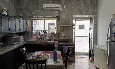 Calle Colonial en Venta