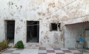 Calle Colonial en Venta