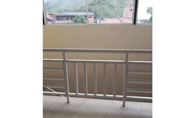 Pilas de Dapa Valle del Cauca - Casa con terraza en venta