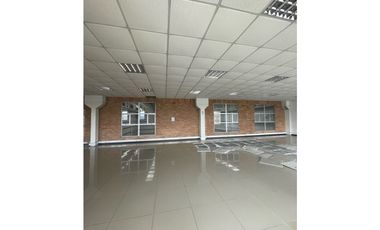 VENDO RENTO BODEGA 1800 M2  EN ZONA FRANCA OCCIDENTE