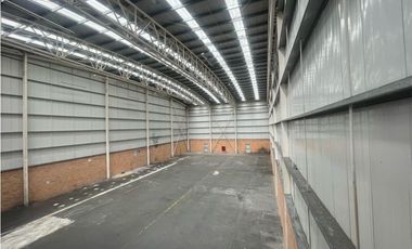 VENDO RENTO BODEGA 1800 M2  EN ZONA FRANCA OCCIDENTE