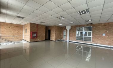 VENDO RENTO BODEGA 1800 M2  EN ZONA FRANCA OCCIDENTE