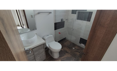 Venta de casa urbana de 467 M2 en 680 mill en La Mesa Cund