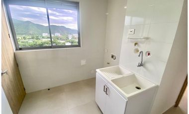 SE ARRIENDA APARTAMENTO DE 2 HABITACIONES EN BELLAVISTA