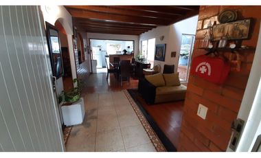 Casa en venta, sector residencial de Cota, Cundinamarca