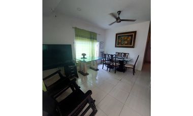 SE VENDE CASA EN MARGEN IZQUIERDA DE MONTERA