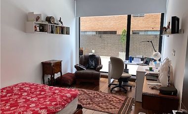 ARRIENDO EXCELENTE APARTAMENTO EN NOGAL CON  LINDA TERRAZA de 70 MTS