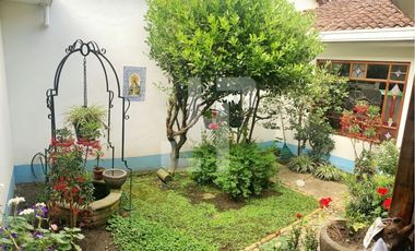 VENDO CASA ESQUINERA EN CATAY (1 PISO)