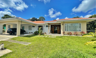 VENDO CASA CAMPESTRE EN PARCELACIÓN LA PAZ